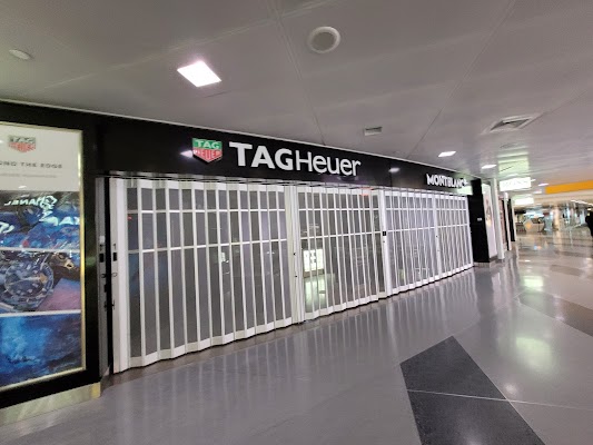 tag-heuer-taxfree-in-terminal-8